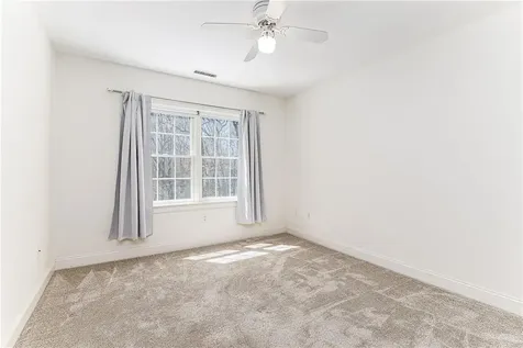 54 Foxridge Circle South Kingstown RI 02879