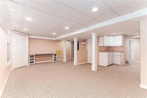 54 Foxridge Circle South Kingstown RI 02879