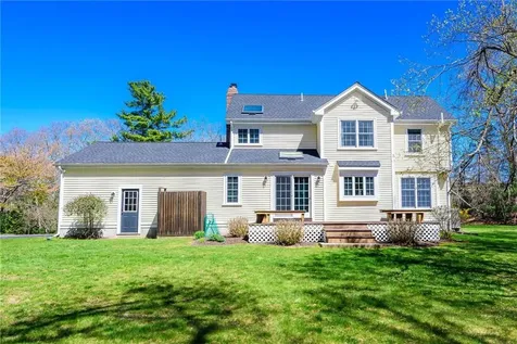 54 Foxridge Circle South Kingstown RI 02879