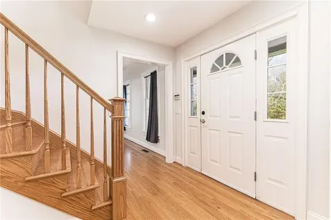 54 Foxridge Circle South Kingstown RI 02879