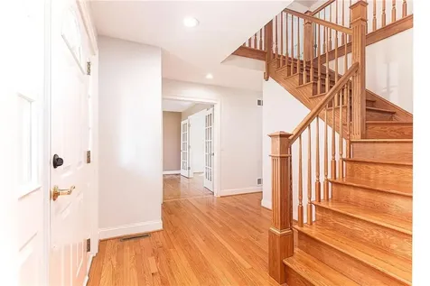54 Foxridge Circle South Kingstown RI 02879