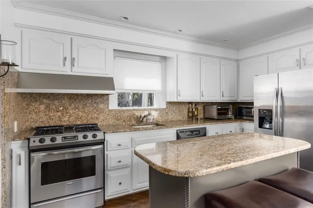 685 Pontiac Avenue Cranston RI 02910