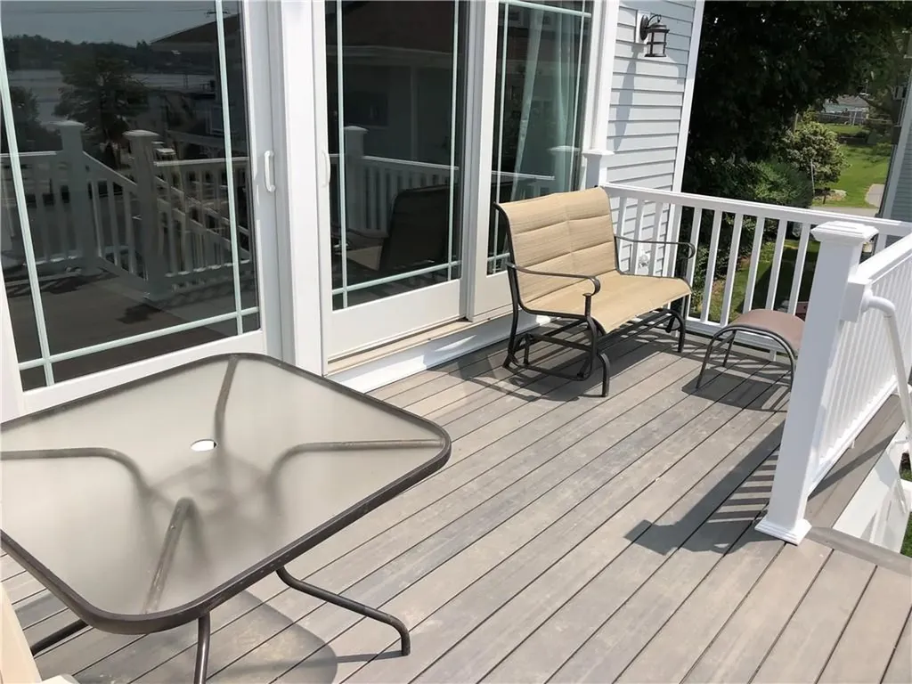 8 Seascape Avenue Middletown RI 02842