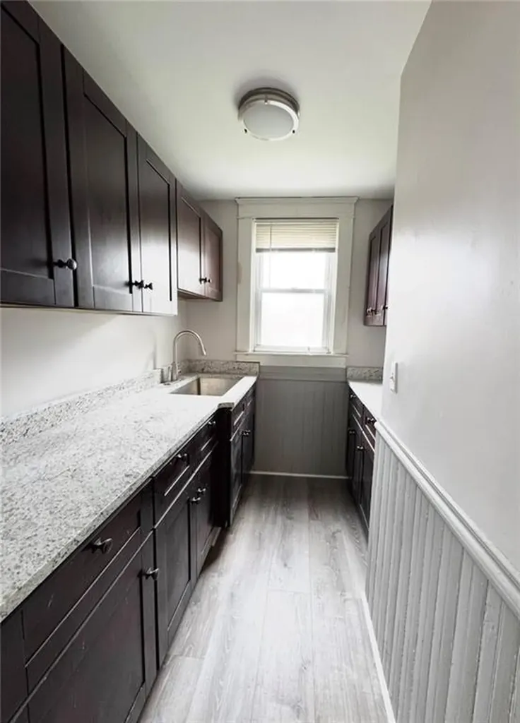 31 33 Richter Street Providence RI 02908