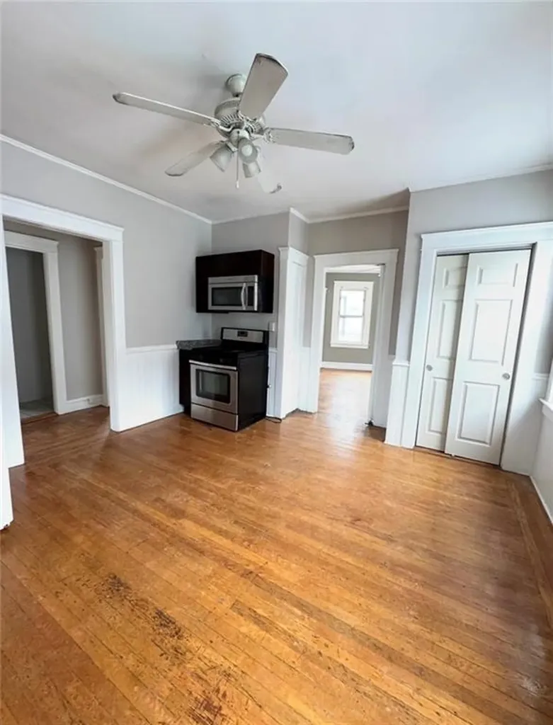 31 33 Richter Street Providence RI 02908