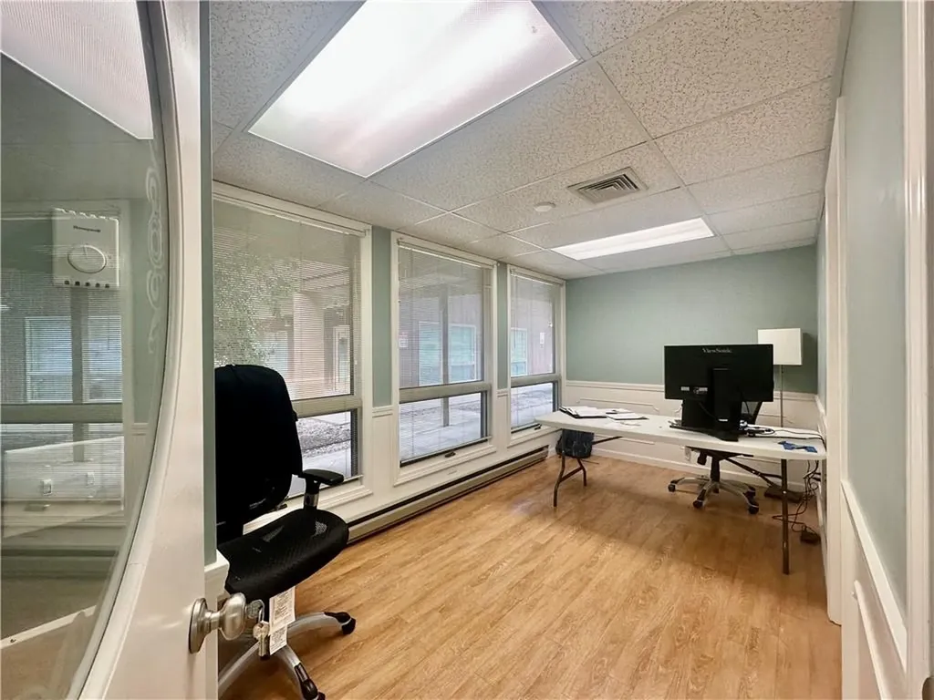 24 Salt Pond Road South Kingstown RI 02879