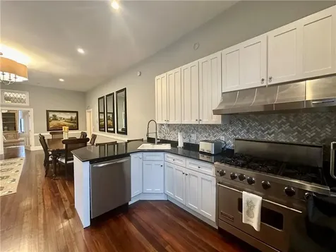 10 Young Street Newport RI 02840