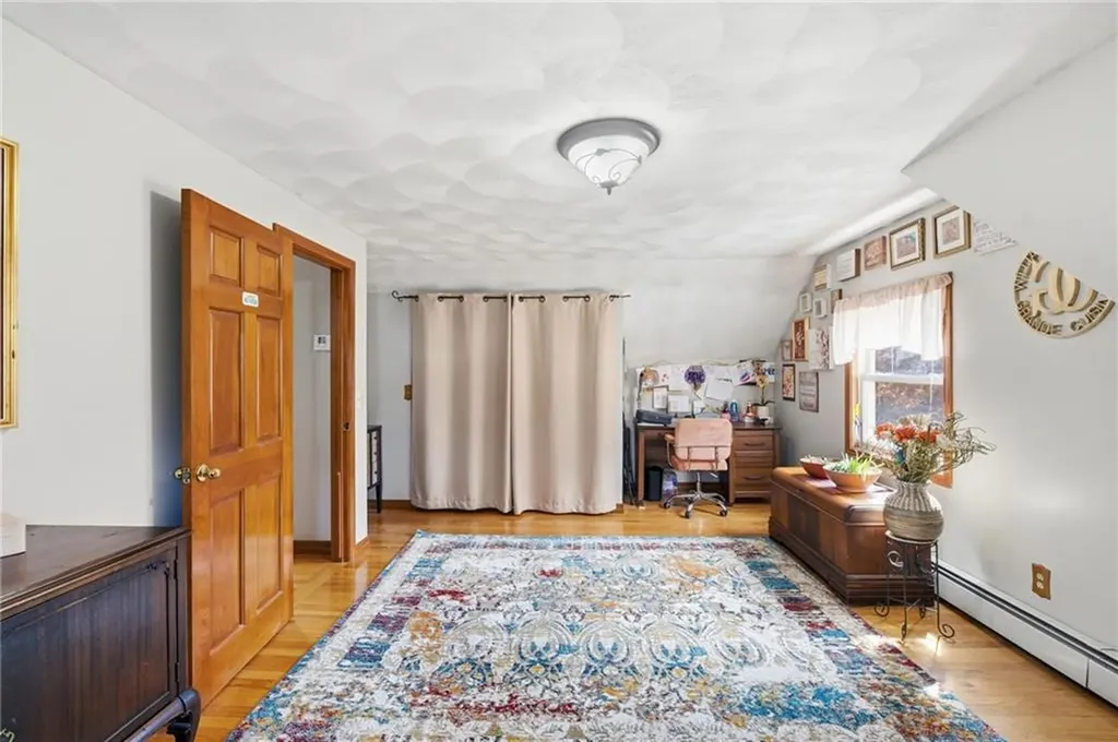 123 Royal Avenue Cranston RI 02920