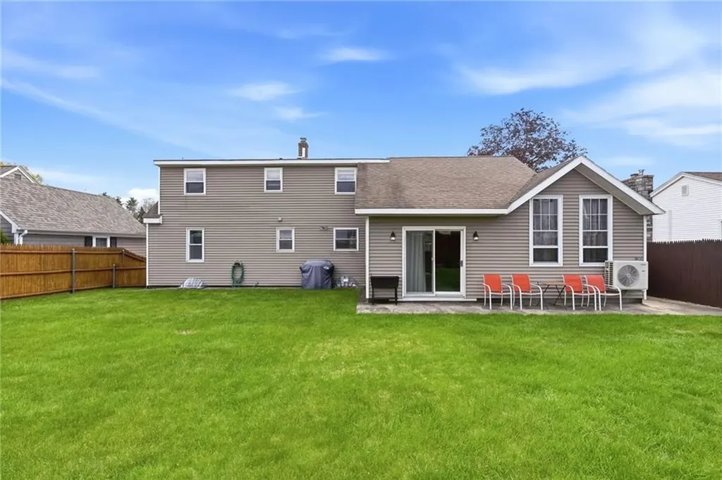 123 Royal Avenue Cranston RI 02920
