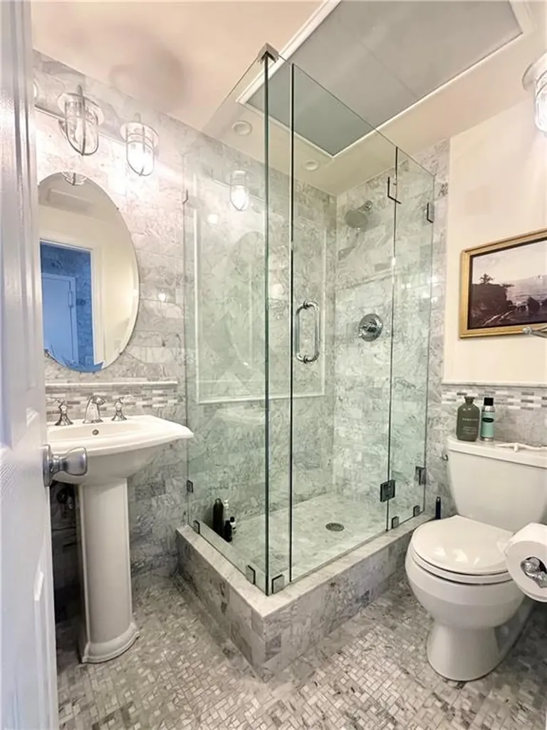 312 America Newport RI 02840
