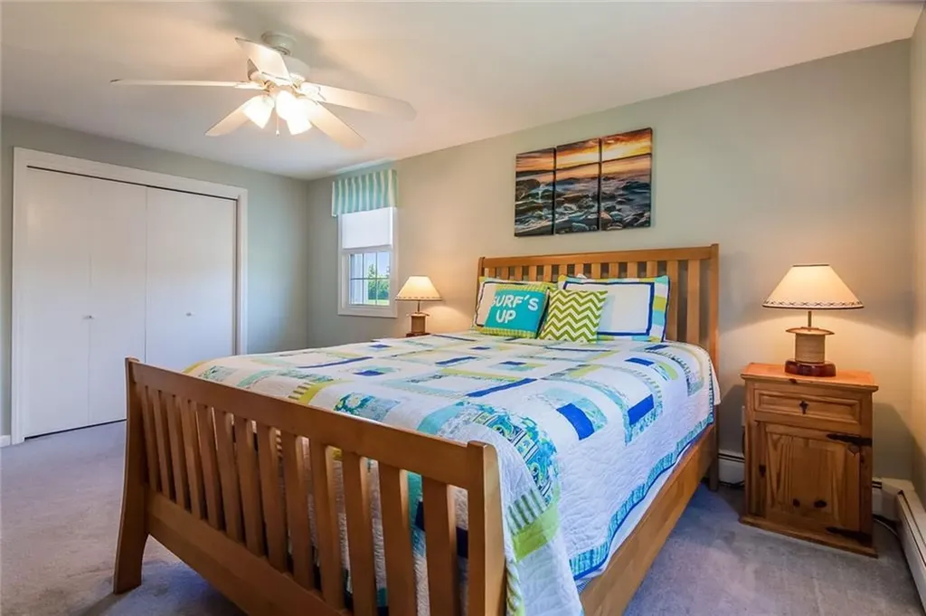 39 Davisville Lane Narragansett RI 02882