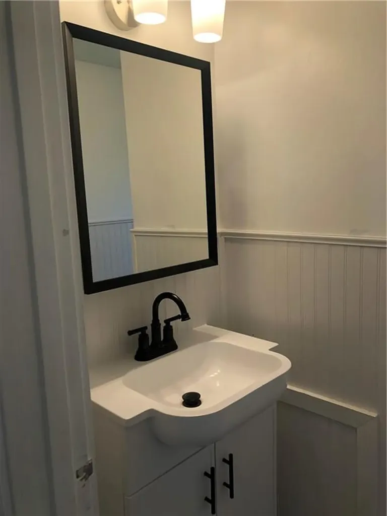 9 Palmer Avenue Warren RI 02885