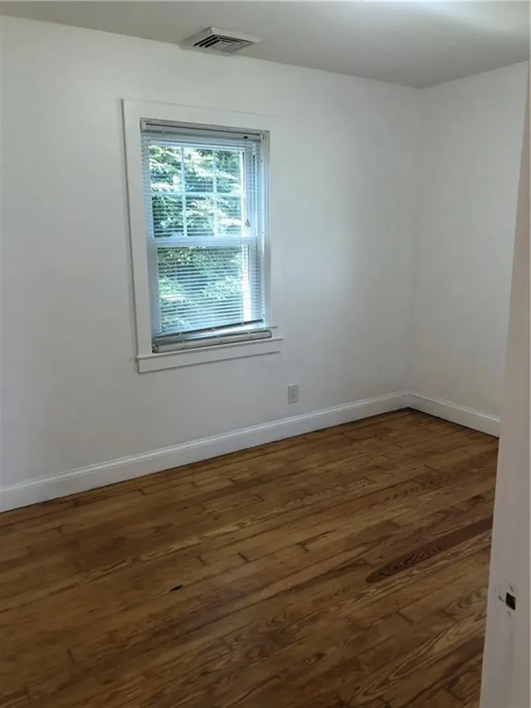 9 Palmer Avenue Warren RI 02885