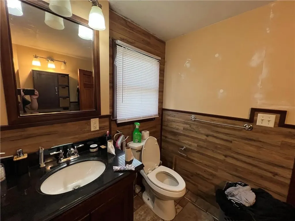 11 Lilac Avenue Woonsocket RI 02895