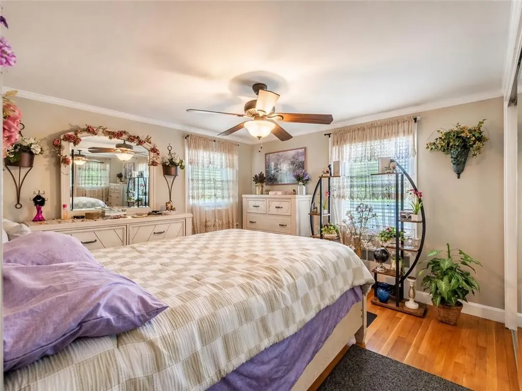 111 Wannamoisett Road East Providence RI 02914
