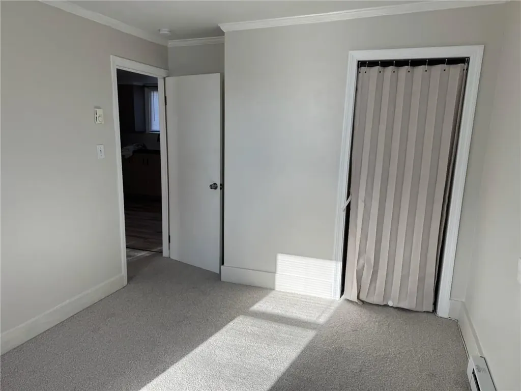 33 Saint Elizabeth Street Bristol RI 02809
