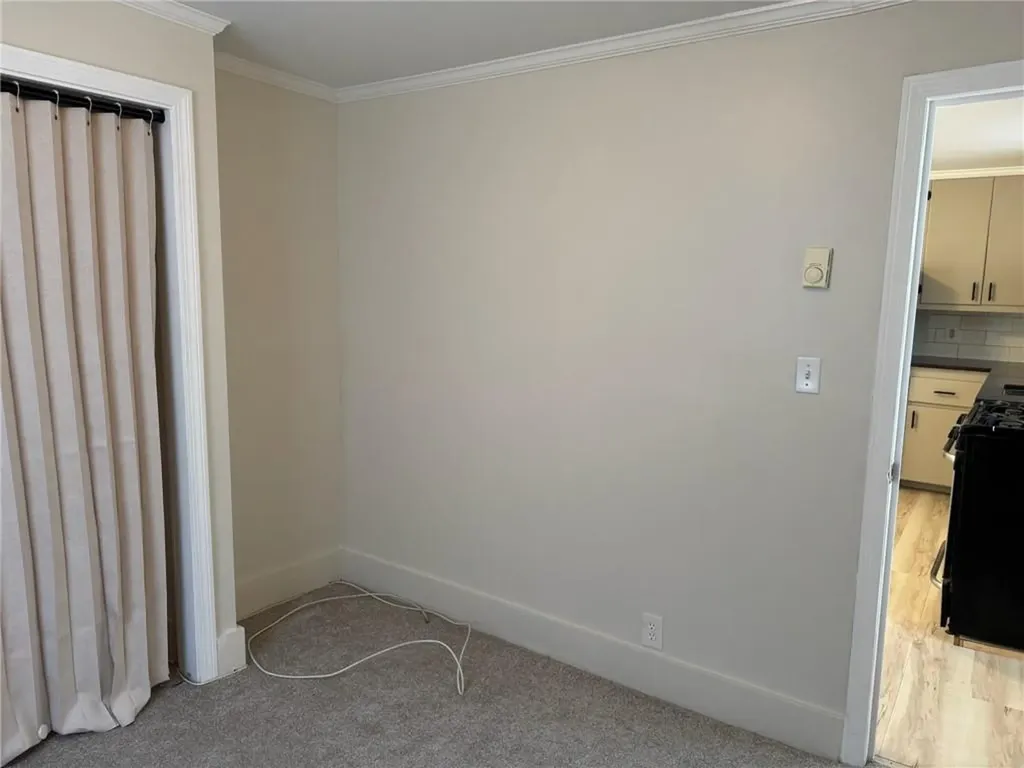 33 Saint Elizabeth Street Bristol RI 02809