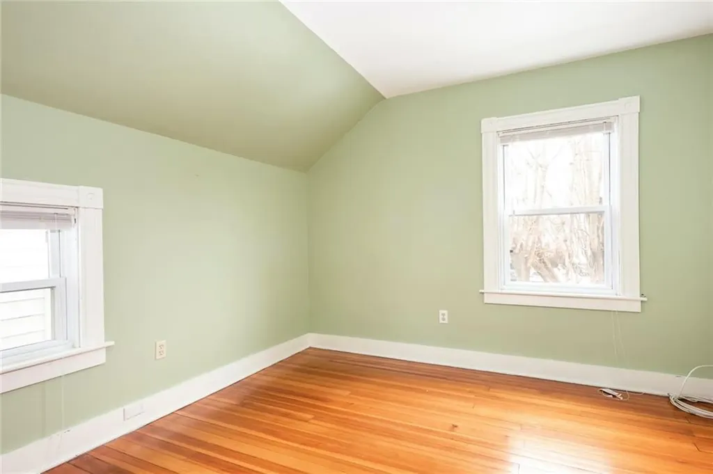 5 Cummings Road Newport RI 02840