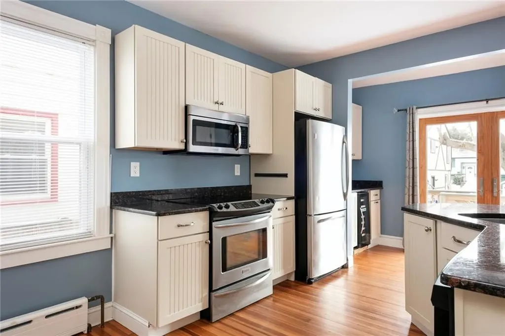 5 Cummings Road Newport RI 02840