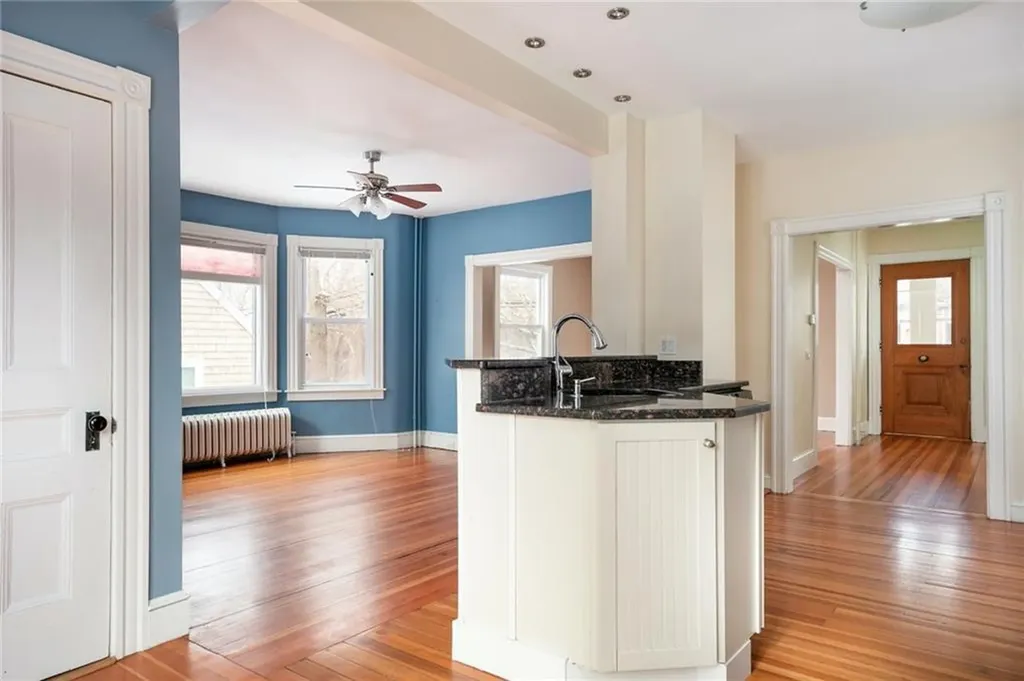 5 Cummings Road Newport RI 02840