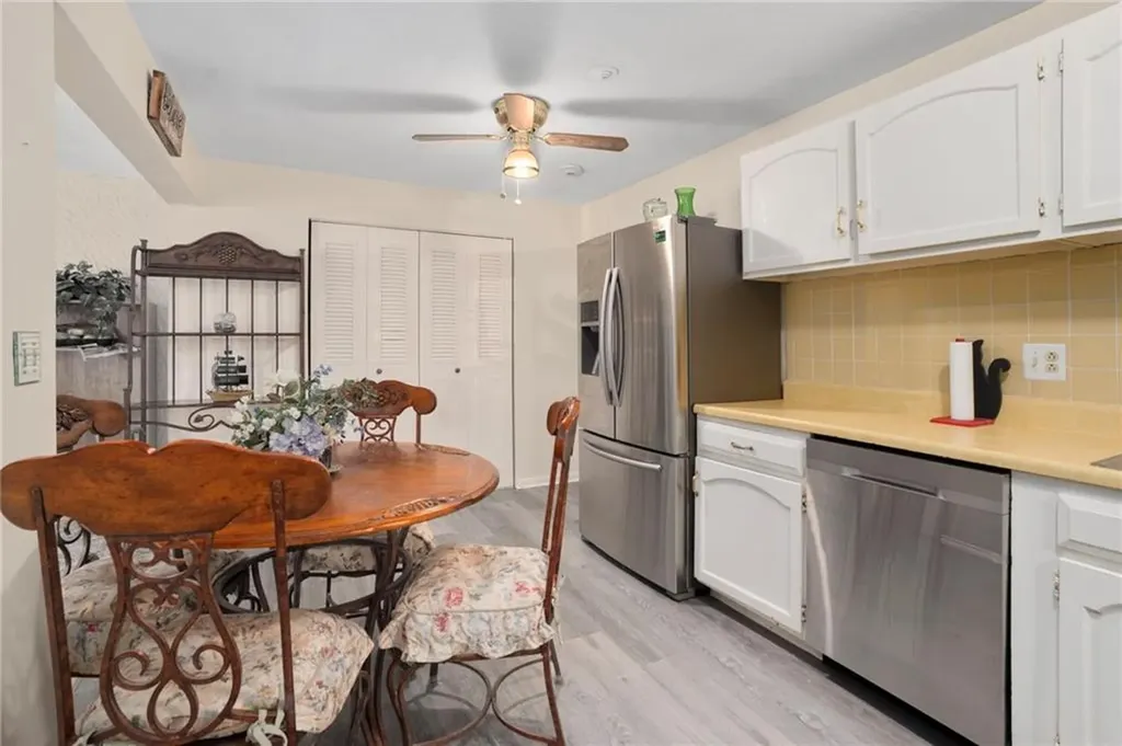 1190 Charles Street North Providence RI 02904