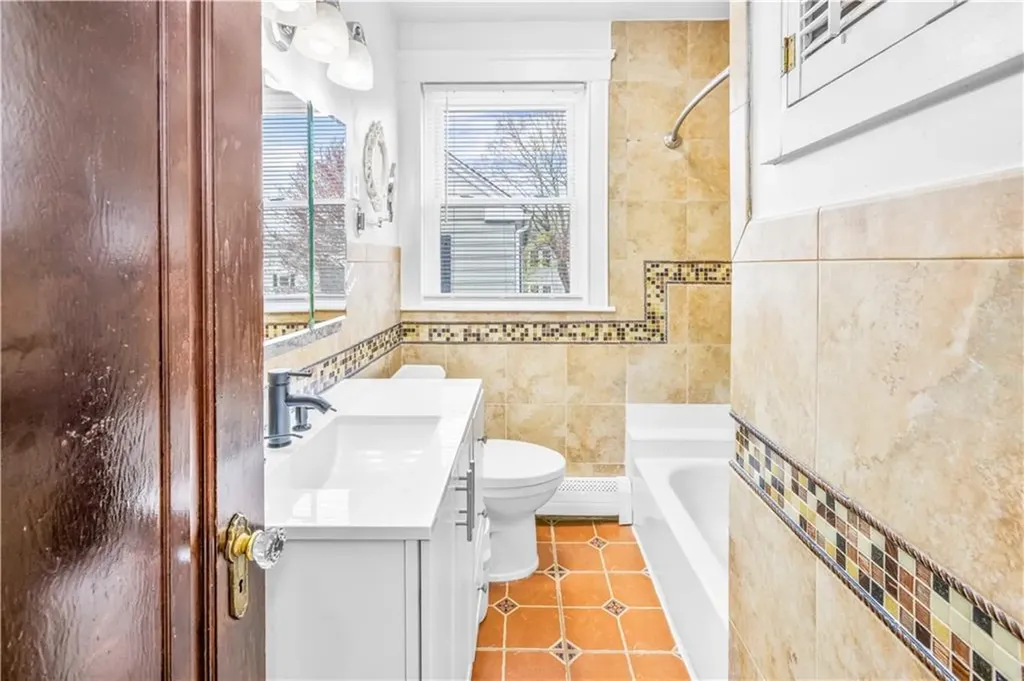 651 653 Pleasant Valley Parkway Providence RI 02908