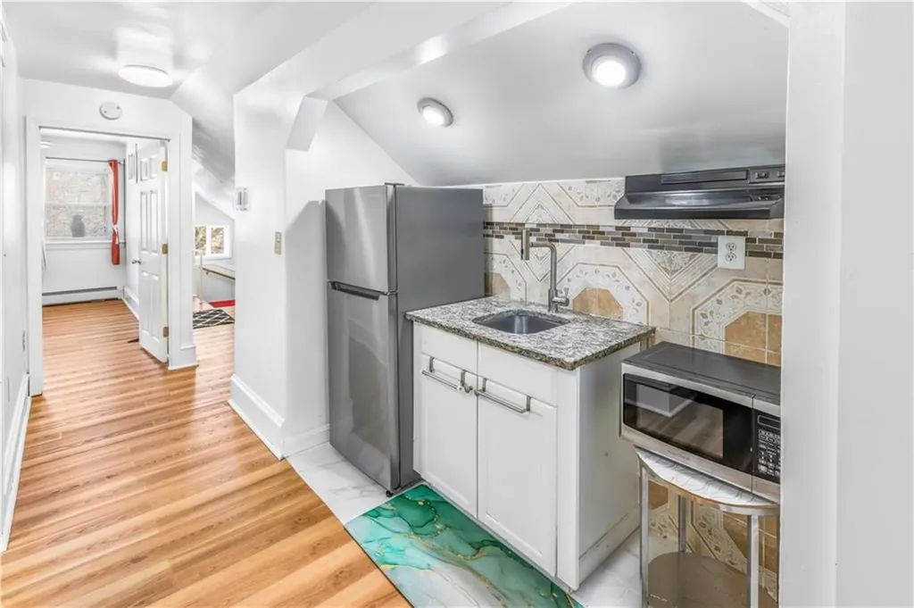 651 653 Pleasant Valley Parkway Providence RI 02908