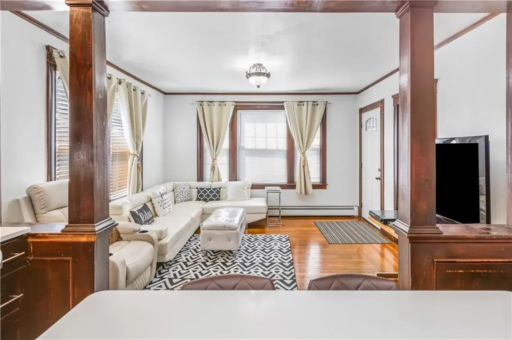 651 653 Pleasant Valley Parkway Providence RI 02908