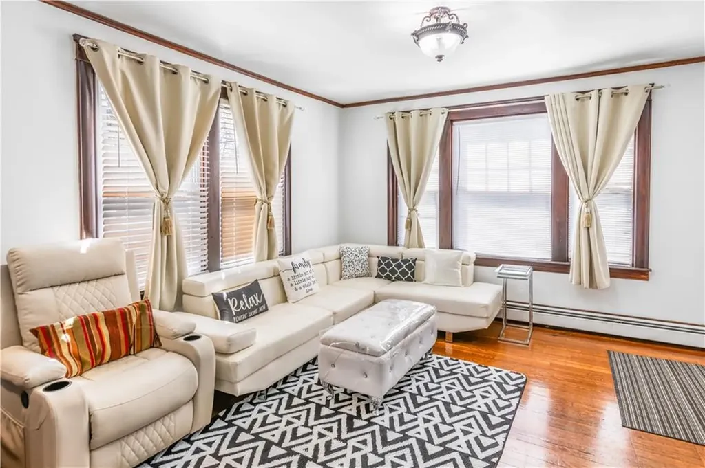 651 653 Pleasant Valley Parkway Providence RI 02908