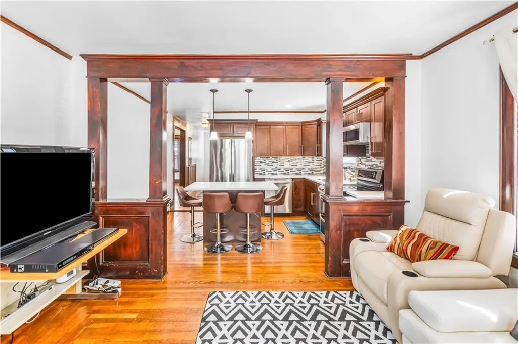 651 653 Pleasant Valley Parkway Providence RI 02908