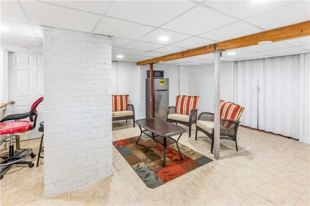 651 653 Pleasant Valley Parkway Providence RI 02908