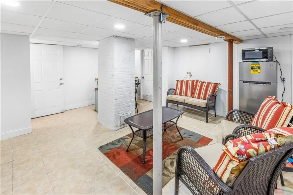 651 653 Pleasant Valley Parkway Providence RI 02908