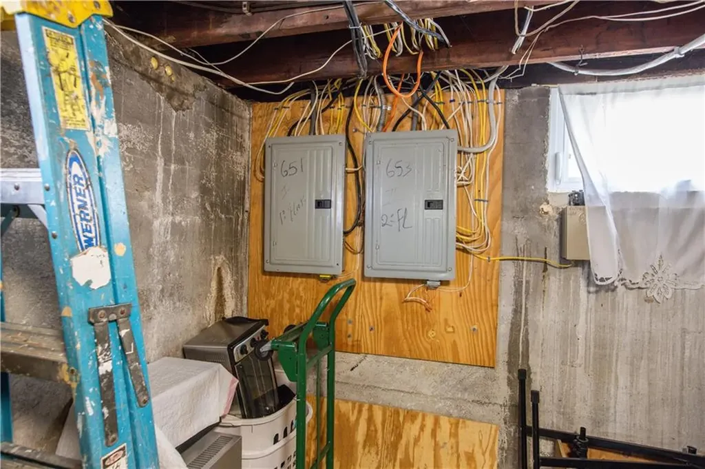 651 653 Pleasant Valley Parkway Providence RI 02908