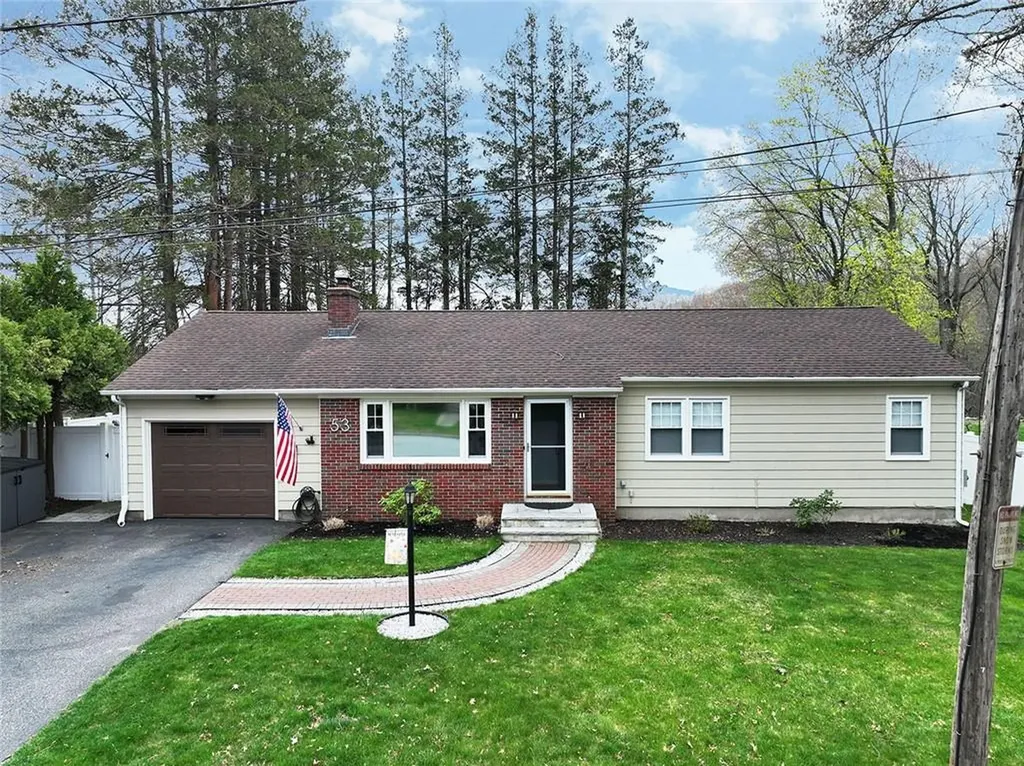 53 Fisher Street North Providence RI 02911