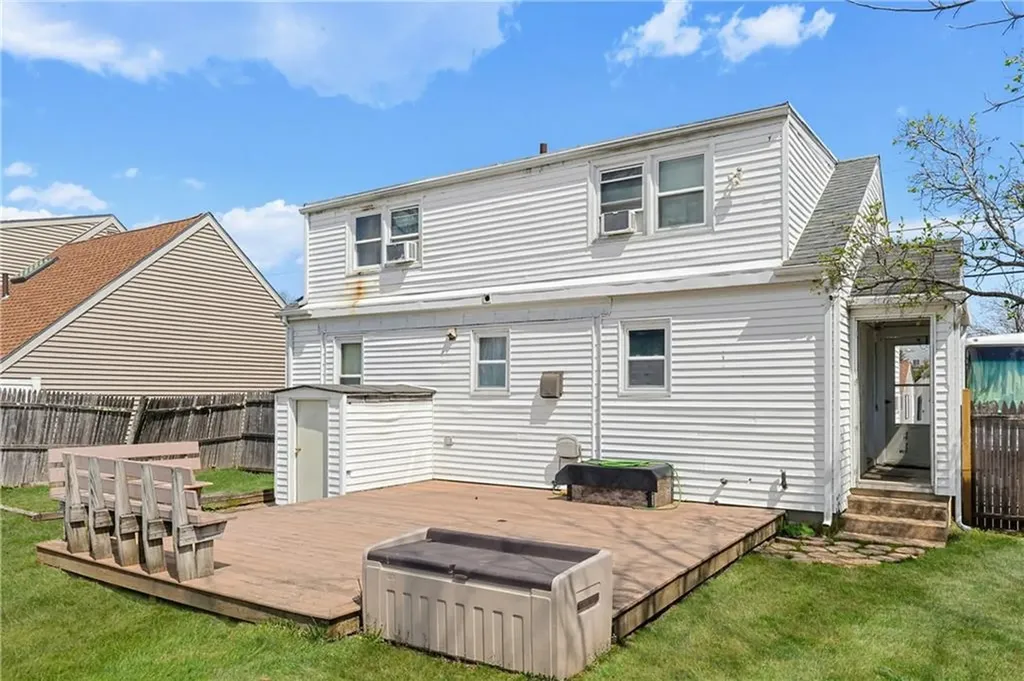 70 East Street West Warwick RI 02893