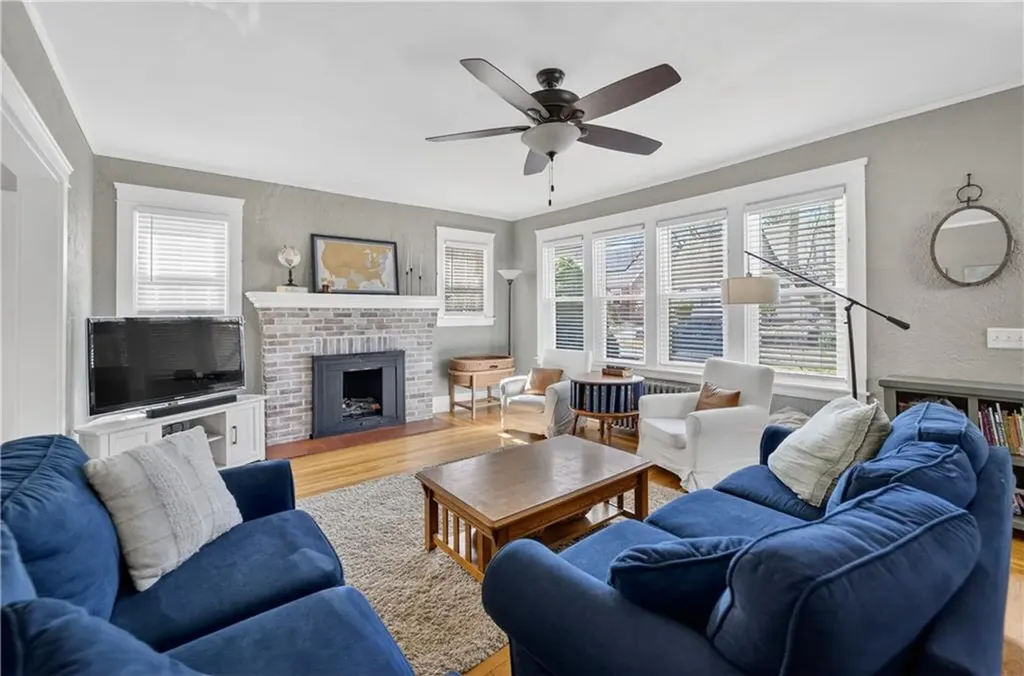 43 Longwood Avenue Providence RI 02908