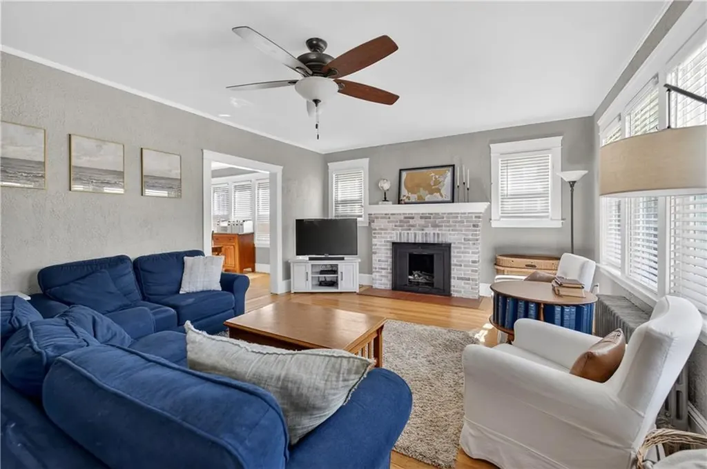 43 Longwood Avenue Providence RI 02908