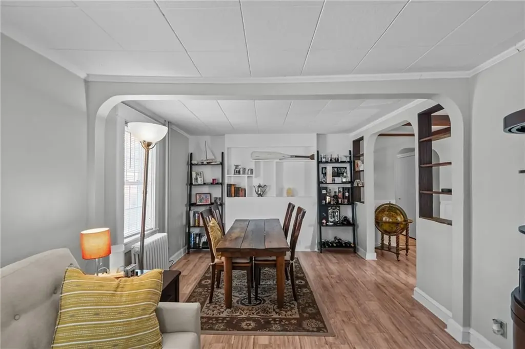 32 Houston Avenue Newport RI 02840