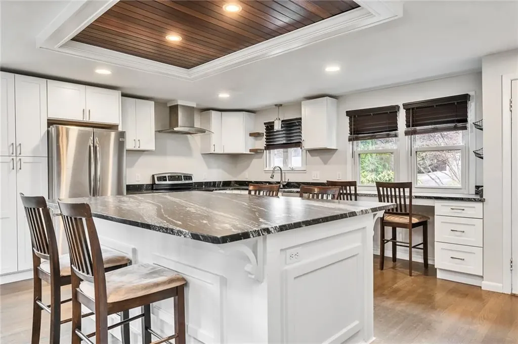 16 Harrison Avenue South Kingstown RI 02879