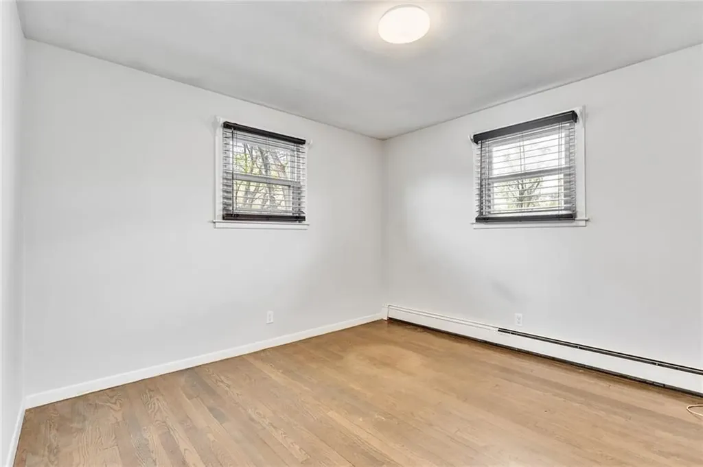 16 Harrison Avenue South Kingstown RI 02879