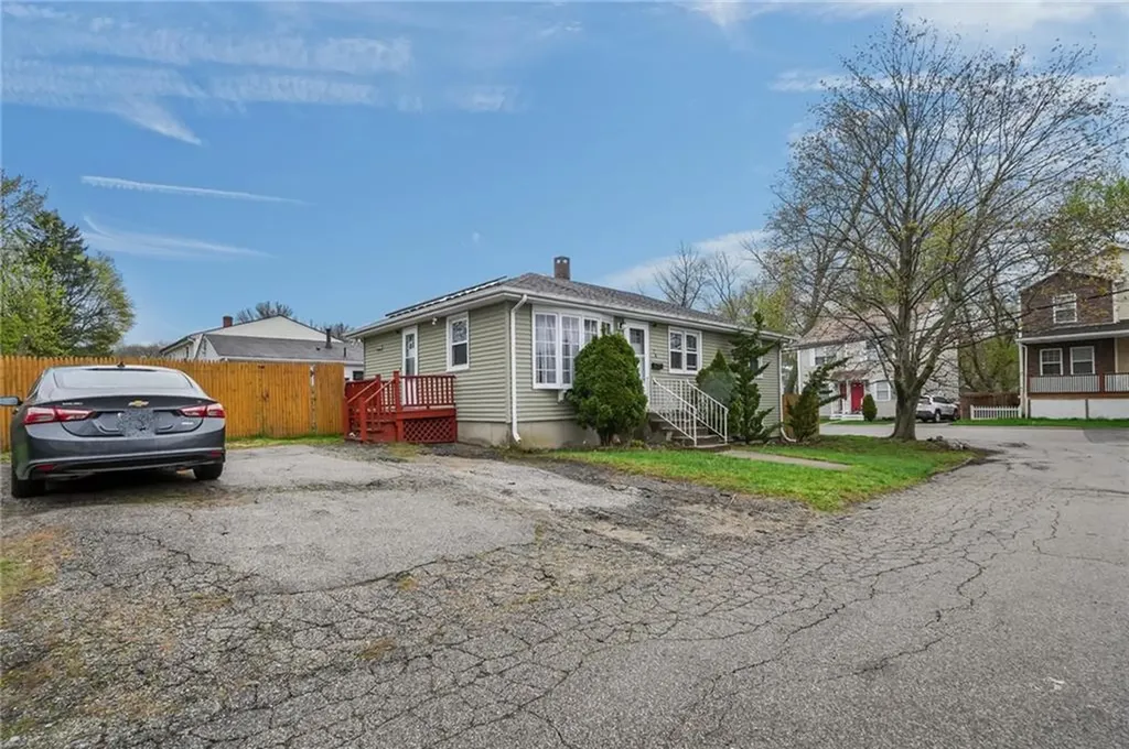 74 Canonchet Street Providence RI 02908
