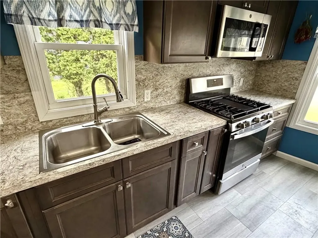 464 #103 Gardiner Road Richmond RI 02892