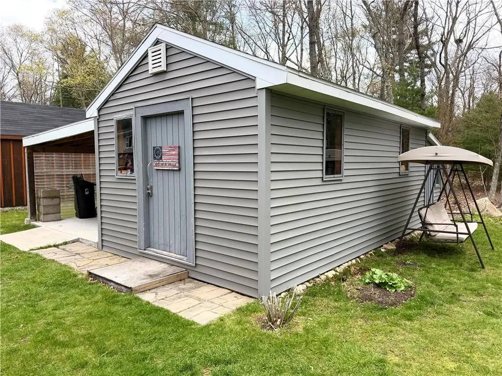 464 #103 Gardiner Road Richmond RI 02892