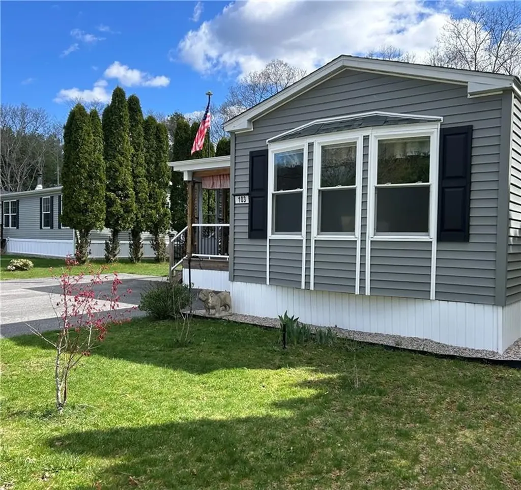 464 #103 Gardiner Road Richmond RI 02892