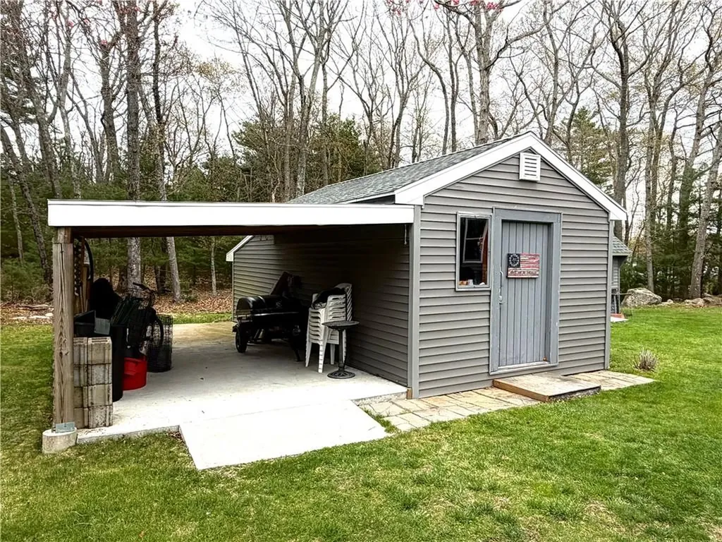 464 #103 Gardiner Road Richmond RI 02892