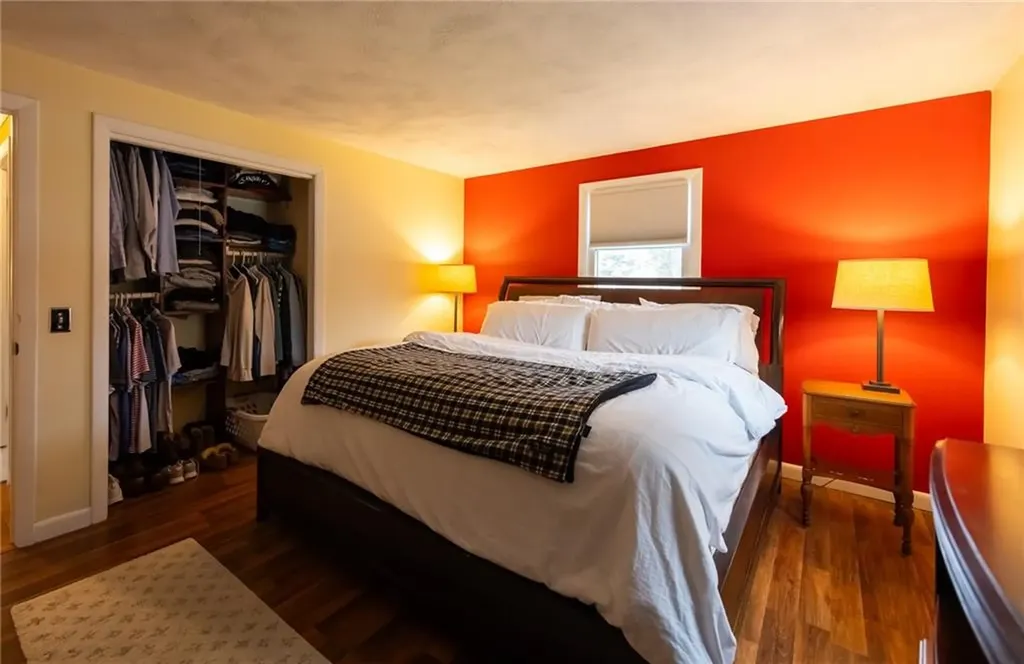 47 Long Street Warwick RI 02888