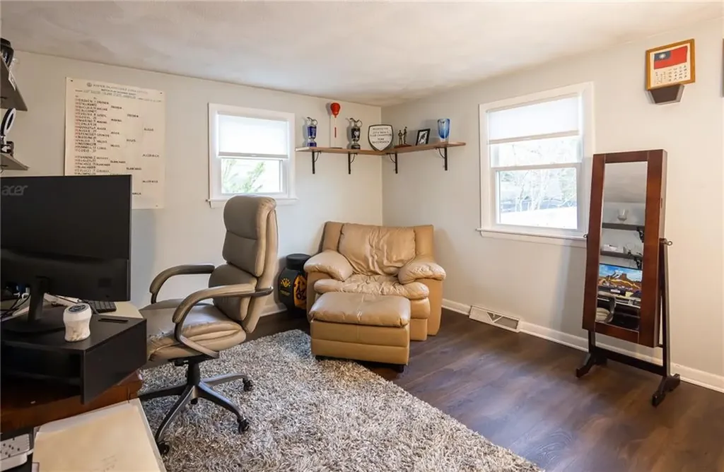 47 Long Street Warwick RI 02888
