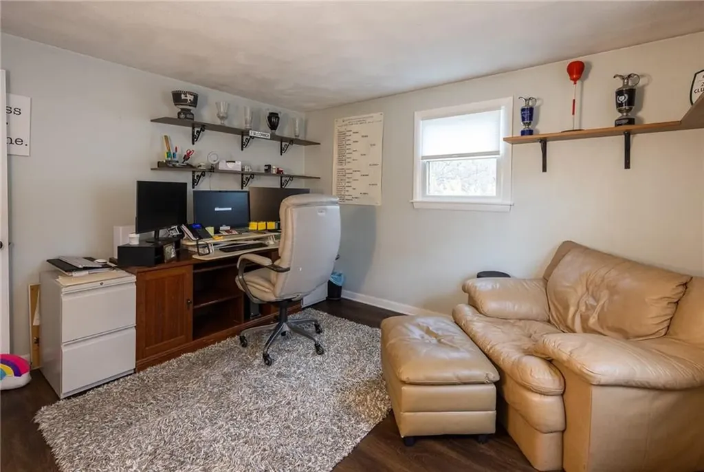 47 Long Street Warwick RI 02888