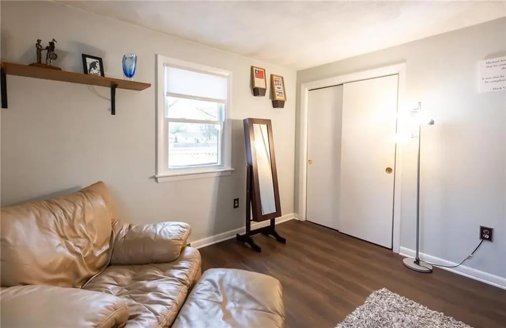 47 Long Street Warwick RI 02888