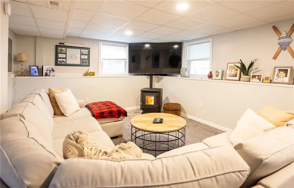 47 Long Street Warwick RI 02888